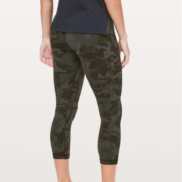 Lululemon Wunder Under Crop Savasana Camo Fatigue Green Size 4 - Picture 5 of 7